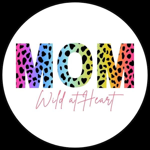 MOM WILD AT HEART WHITE LOGO